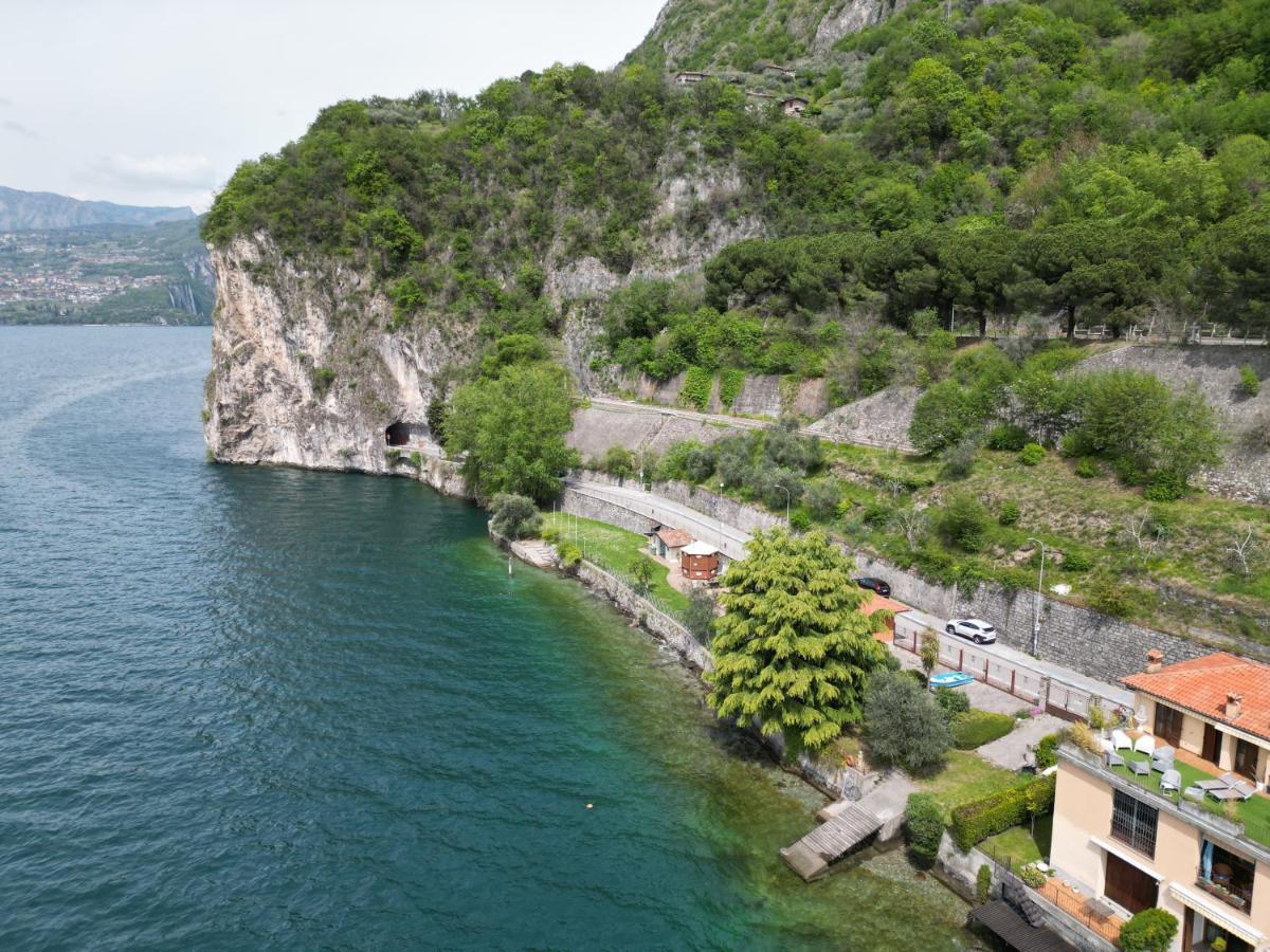 Casa Vacanze Finestra Del Pescatore Marone Bagian luar foto